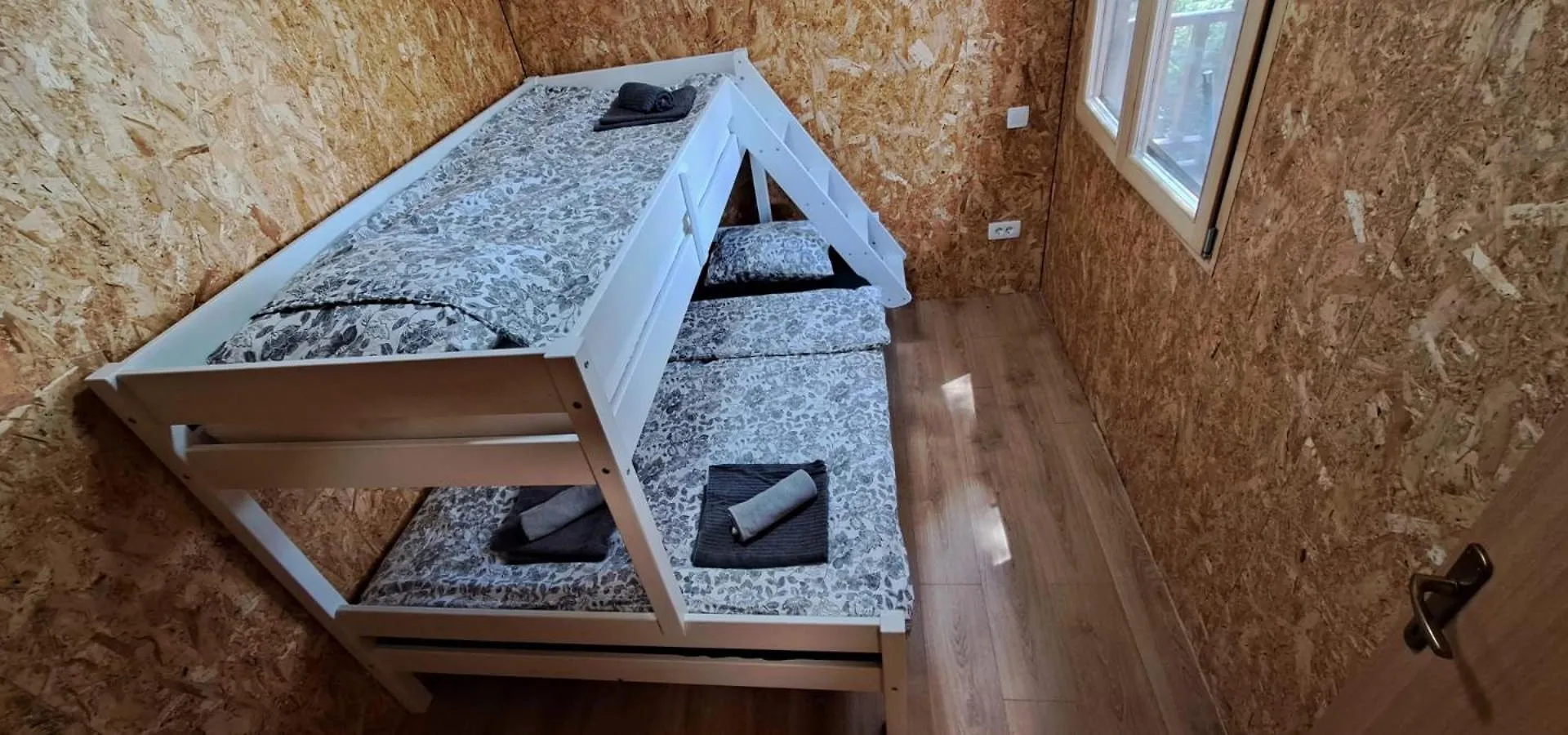 Treehouses Ljubac Glamping Robinson Holiday home Ljubac (Zadar)